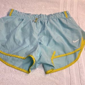 Nike Dri-Fit Running Shorts w Liner